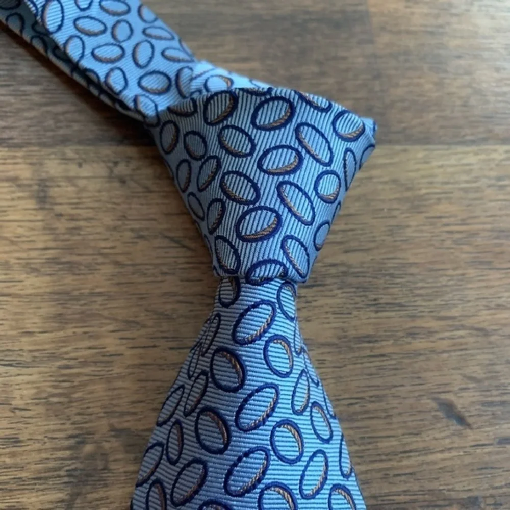 Drake’s Blue & Brown Ovals Tie